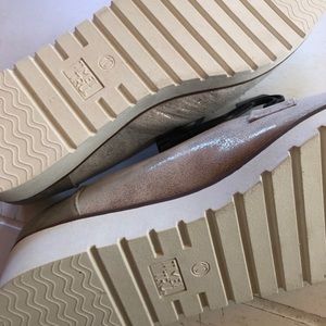 Women’s dress shoe